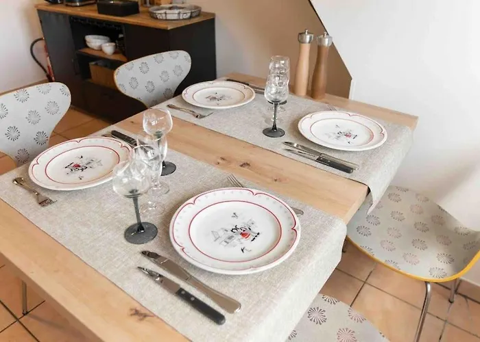 Daire Les Lionceaux, 120m2 A Colmar, Place De Parking Gratuite *